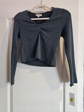 3 For $15🎊 Moa Moa Navy Twist-Front Ribbed Long Sleeve Top